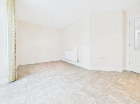 4 bedroom Semi-detached house to let in Downlands Way, South Wonston, Winchester, SO21