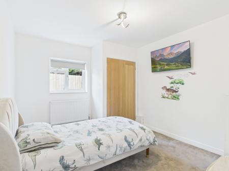 4 bedroom Detached bungalow for sale in Roman Road, Basingstoke, RG23