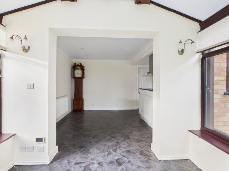 4 bedroom Detached house for sale in Thyme Close, Chineham, Basingstoke, RG24