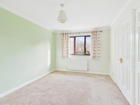 4 bedroom Detached house for sale in Thyme Close, Chineham, Basingstoke, RG24