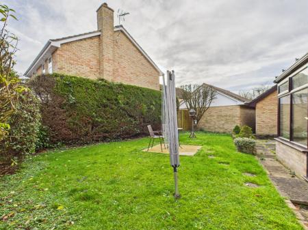 4 bedroom Detached house for sale in Thyme Close, Chineham, Basingstoke, RG24