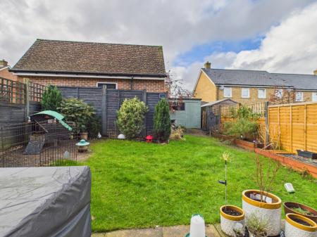 3 bedroom Semi-detached house for sale in Avington Way, Hook, Hook, RG27