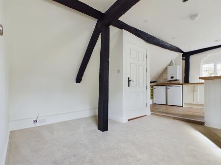 1 bedroom Studio flat to let in Church Street, Town Centre, Basingstoke, RG21