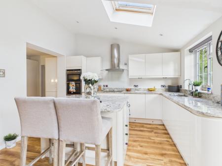 3 bedroom Detached house for sale in Lavender Road, Basingstoke, RG22