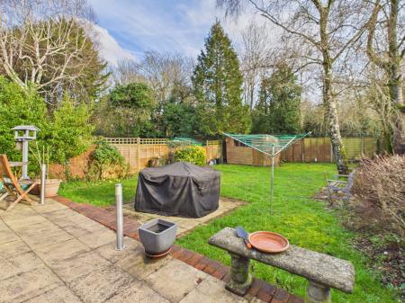 3 bedroom Detached house for sale in Lavender Road, Basingstoke, RG22