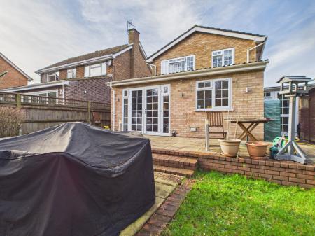 3 bedroom Detached house for sale in Lavender Road, Basingstoke, RG22