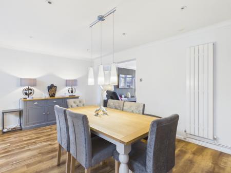 3 bedroom Detached house for sale in Lavender Road, Basingstoke, RG22