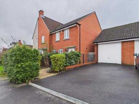 Appleton Drive, Basingstoke, RG24