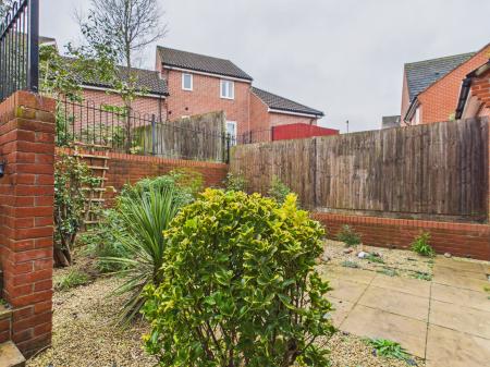 3 bedroom Semi-detached house for sale in Appleton Drive, Basingstoke, RG24