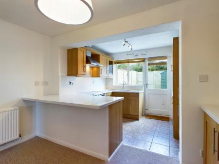 2 bedroom Terraced House to let in Heathfield, Brighton Hill, Basingstoke, RG22