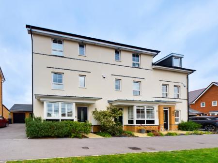 5 bedroom Terraced House to let in John Liddell Way, Chapel Gate, Basingstoke, RG21