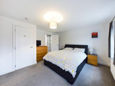 5 bedroom Terraced House to let in John Liddell Way, Chapel Gate, Basingstoke, RG21