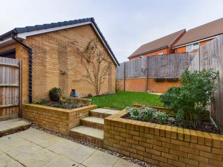 5 bedroom Terraced House to let in John Liddell Way, Chapel Gate, Basingstoke, RG21