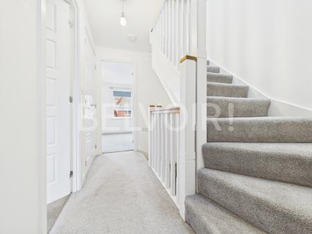 5 bedroom Terraced House to let in John Liddell Way, Chapel Gate, Basingstoke, RG21