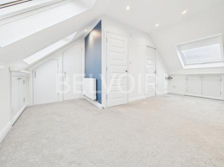 5 bedroom Terraced House to let in John Liddell Way, Chapel Gate, Basingstoke, RG21