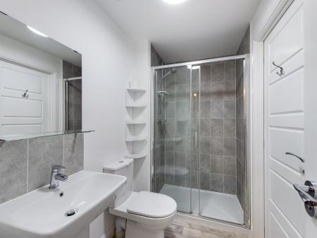 5 bedroom Terraced House to let in John Liddell Way, Chapel Gate, Basingstoke, RG21