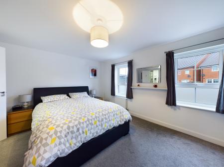 5 bedroom Terraced House to let in John Liddell Way, Chapel Gate, Basingstoke, RG21