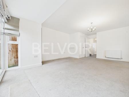 5 bedroom Terraced House to let in John Liddell Way, Chapel Gate, Basingstoke, RG21