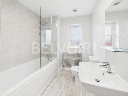 5 bedroom Terraced House to let in John Liddell Way, Chapel Gate, Basingstoke, RG21