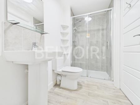 5 bedroom Terraced House to let in John Liddell Way, Chapel Gate, Basingstoke, RG21