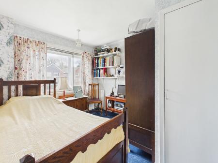 4 bedroom Detached house for sale in Poynings Crescent, Basingstoke, RG21