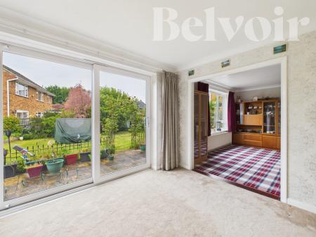 4 bedroom Detached house for sale in Poynings Crescent, Basingstoke, RG21