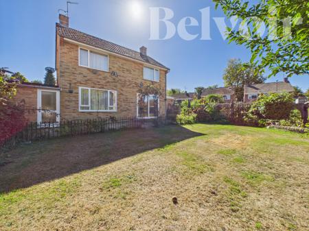 4 bedroom Detached house for sale in Poynings Crescent, Basingstoke, RG21