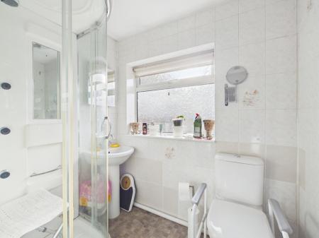 4 bedroom Detached house for sale in Poynings Crescent, Basingstoke, RG21