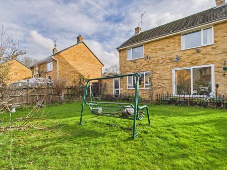 4 bedroom Detached house for sale in Poynings Crescent, Basingstoke, RG21