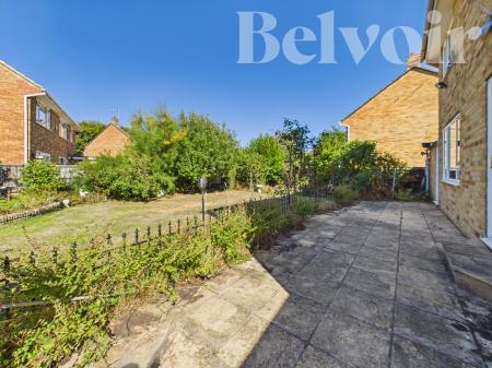 4 bedroom Detached house for sale in Poynings Crescent, Basingstoke, RG21