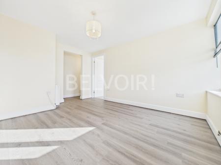 2 bedroom Flat to let in Cornish Close, South Ham, Basingstoke, RG22