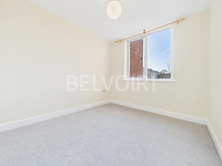 2 bedroom Flat to let in Cornish Close, South Ham, Basingstoke, RG22