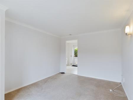 2 bedroom End of terrace house to let in Cropmark Way, Hatch Warren, Basingstoke, RG22