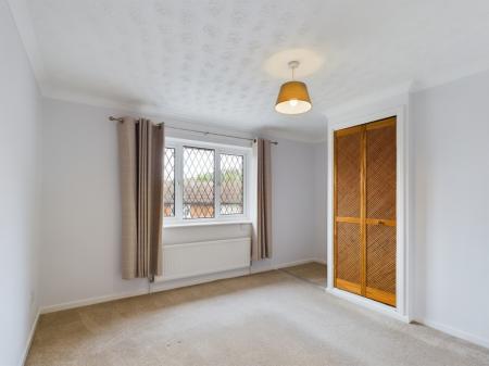 2 bedroom End of terrace house to let in Cropmark Way, Hatch Warren, Basingstoke, RG22