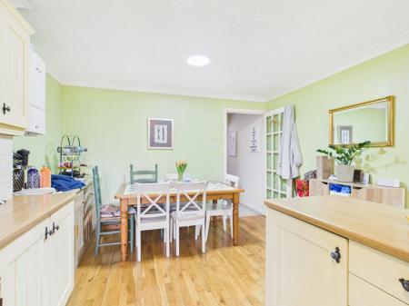 3 bedroom Semi-detached house for sale in Holbein Close, Basingstoke, RG21
