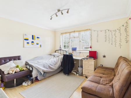 3 bedroom Semi-detached house for sale in Holbein Close, Basingstoke, RG21