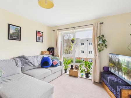 1 bedroom Flat for sale in Mallory Road, Popley, Basingstoke, RG24