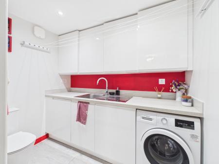 2 bedroom Coach House for sale in The Carriage Drive, Rooksdown, Basingstoke, RG24