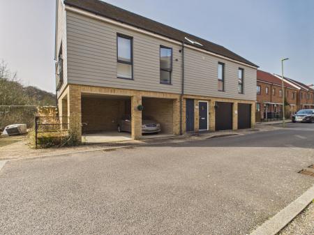 2 bedroom Coach House for sale in The Carriage Drive, Rooksdown, Basingstoke, RG24