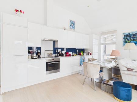 2 bedroom Coach House for sale in The Carriage Drive, Rooksdown, Basingstoke, RG24