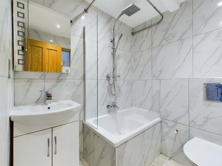 3 bedroom Terraced House to let in Haydn Road, Brighton Hill, Basingstoke, RG22