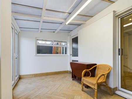 3 bedroom Terraced House to let in Haydn Road, Brighton Hill, Basingstoke, RG22