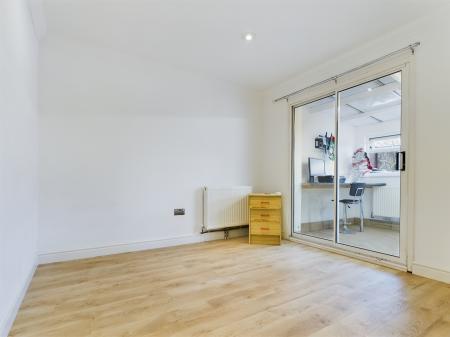 3 bedroom Terraced House to let in Haydn Road, Brighton Hill, Basingstoke, RG22