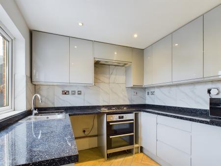 3 bedroom Terraced House to let in Haydn Road, Brighton Hill, Basingstoke, RG22