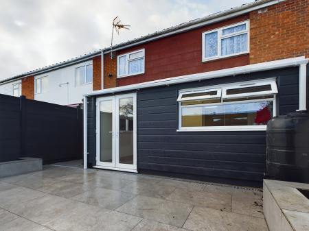 3 bedroom Terraced House to let in Haydn Road, Brighton Hill, Basingstoke, RG22