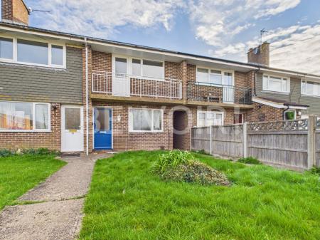 2 bedroom Flat to let in Britten Road, Brighton Hill, Basingstoke, RG22