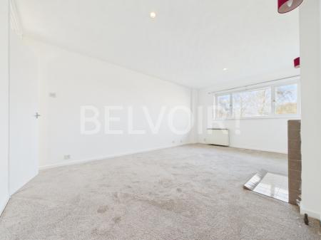 2 bedroom Flat to let in Britten Road, Brighton Hill, Basingstoke, RG22