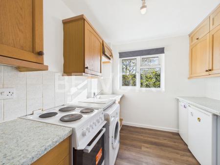 2 bedroom Flat to let in Britten Road, Brighton Hill, Basingstoke, RG22