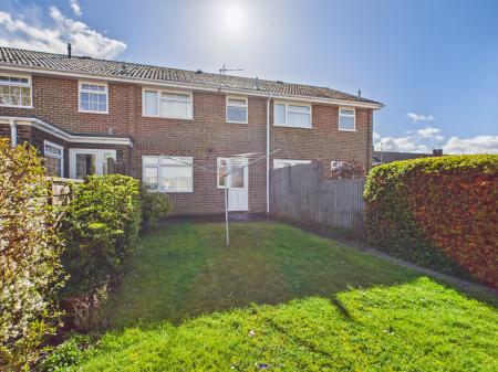 3 bedroom Terraced House for sale in Borodin Close, Basingstoke, RG22