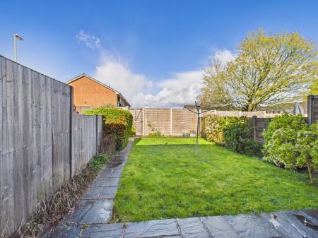 3 bedroom Terraced House for sale in Borodin Close, Basingstoke, RG22